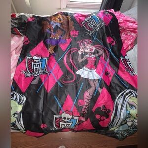 Mattel Monster High Pink and Black Curtin